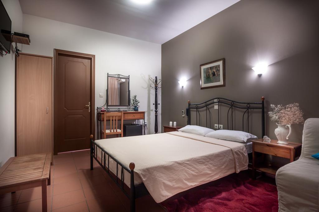 River Side Rooms Elassona Room photo