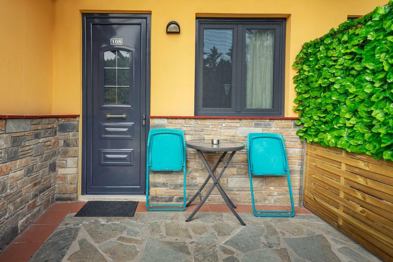 River Side Rooms Elassona Exterior photo
